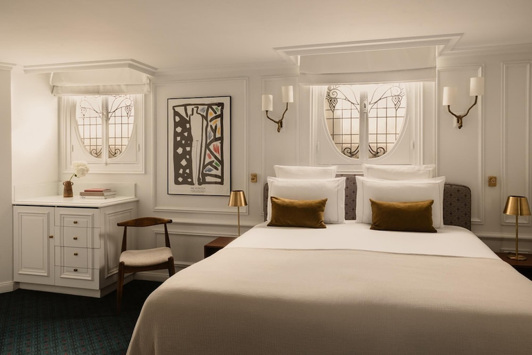 Bedroom 3, Bourgogne & Montana, Paris