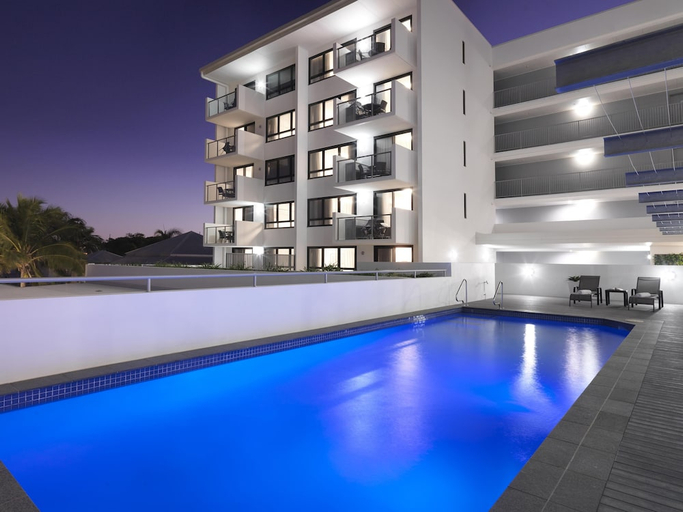 Sport & Beauty 2, Oaks Mackay Carlyle Suites, Mackay - Pt A