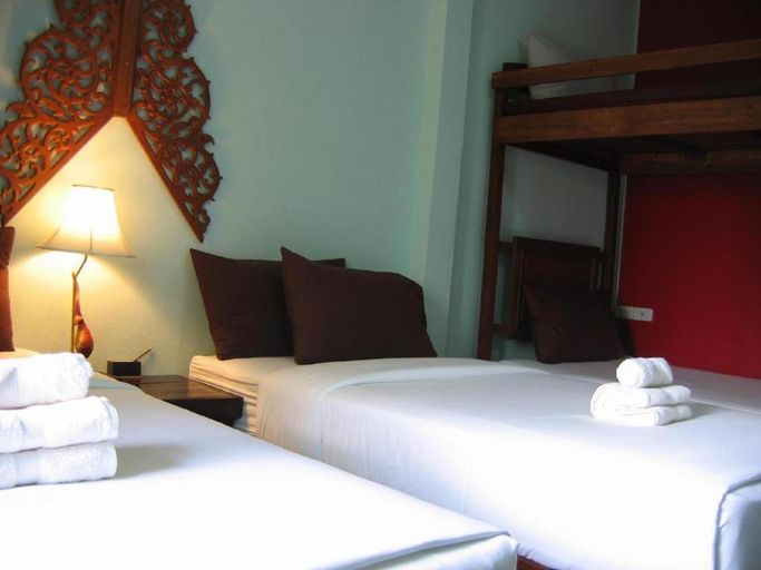 Bedroom 4, Ruen Kaew Resort, Sung Men