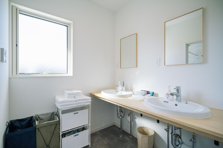 Bathroom 5, Private villa RESONANJO EDEN, Nanjō
