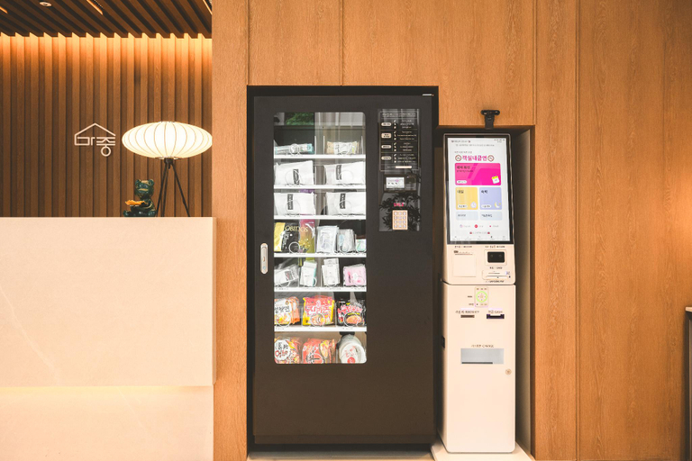 Food & Drinks 5, Crystal Residence Hotel, Daedeok