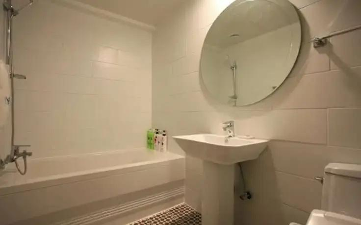 Bathroom 3, Sanbon Yaja Sanbon Station, Anyang