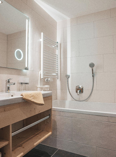 Bathroom 4, Hotel Mitterhof, Schwaz