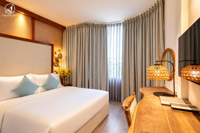 Bedroom 4, A&EM Art Hotel, District 1
