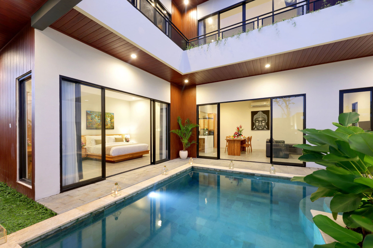 Pool 2, Beachside Luxury 3BR A Tropis Style, Denpasar