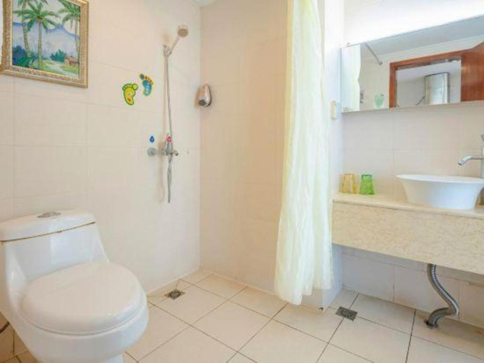 Bathroom 5, Yuhai International Resort Hotel, Sanya