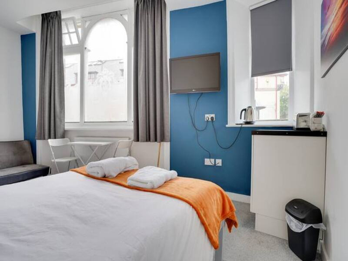 Bedroom 4, Homesly Guest Rooms - Self Check In, Northumberland