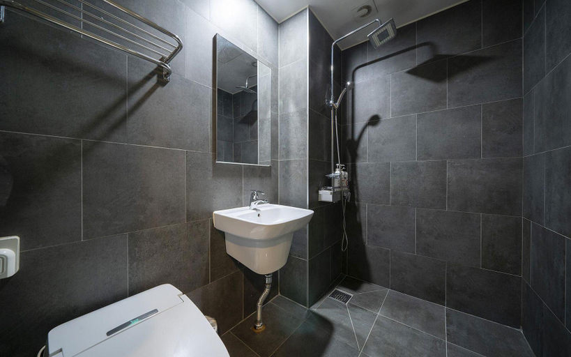 Bathroom 3, Daejeon Sintanjin Hotel Wol, Cheongwon