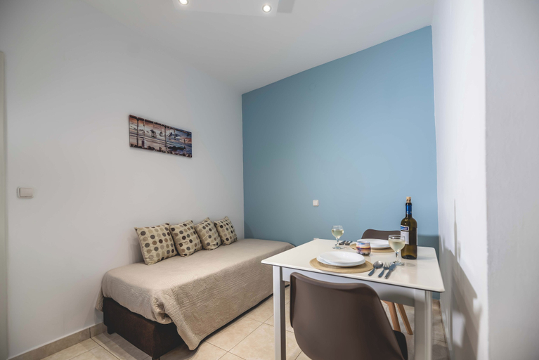 Dining 2, Stegnabay Apartments, South Aegean