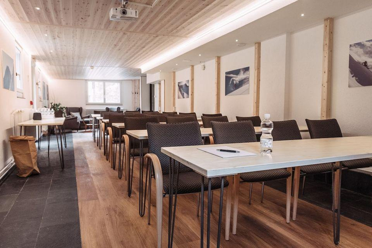 Food & Drinks 3, GRAND your home with common kitchens with self check-in, Obwalden