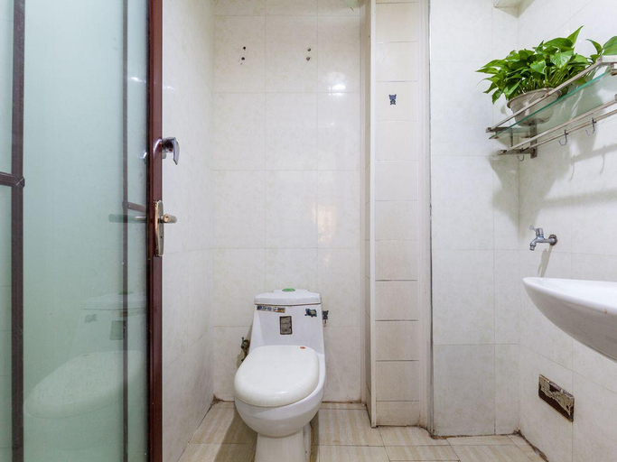 Bathroom 3, Tian Yi Hotel, Xi'an
