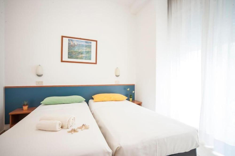 Bedroom 3, Hotel Taormina, Rimini