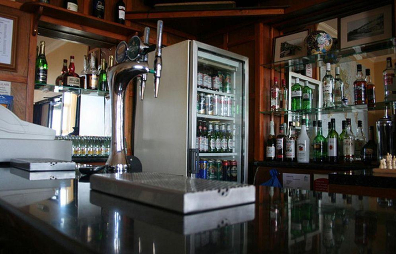 Food & Drinks, Lansdowne Hotel Ltd, East Sussex