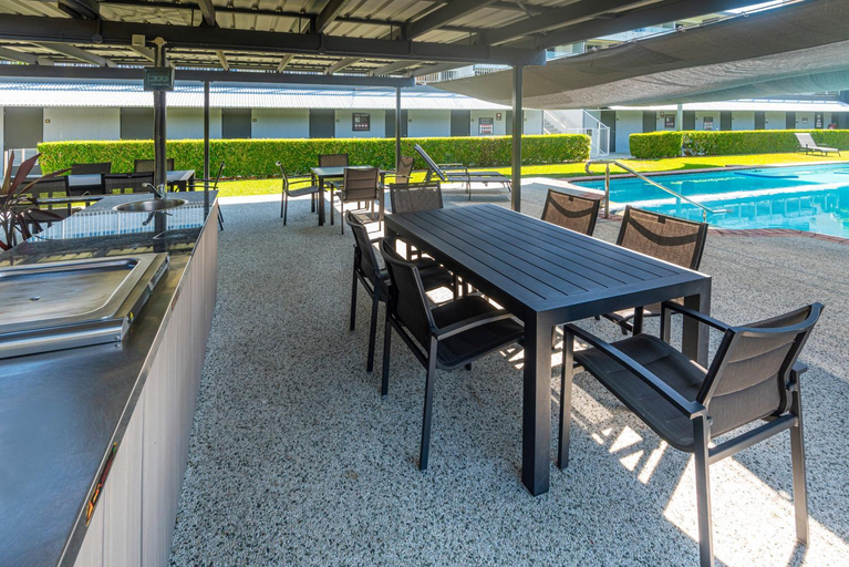 Food & Drinks, Beach Lodges, Whitsunday