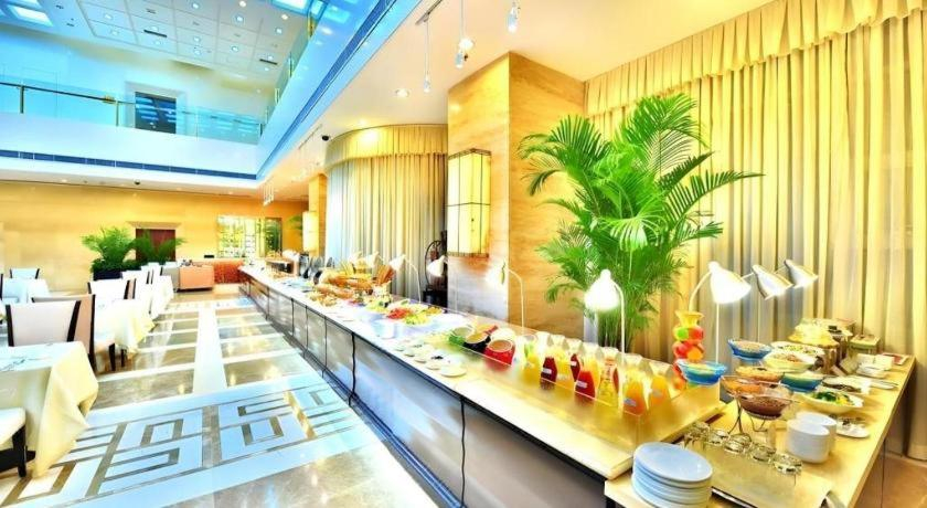 Food & Drinks, Broadcasting Tower Beijing Hotel, Beijing
