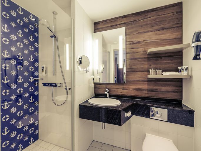 Bathroom 4, Mercure Hotel Hamburg Mitte, Hamburg