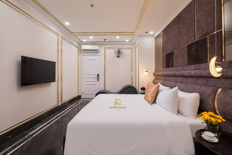 Room 2, Romeo Hotel Ngoai Giao Doan, Từ Liêm