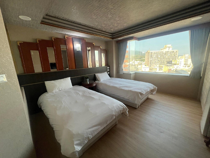 Bedroom 3, LOVE RIVER INN, Kaohsiung