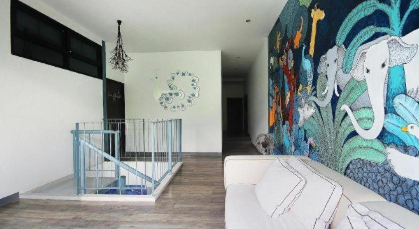 Others 5, Villa Moreeda, Suan Phung