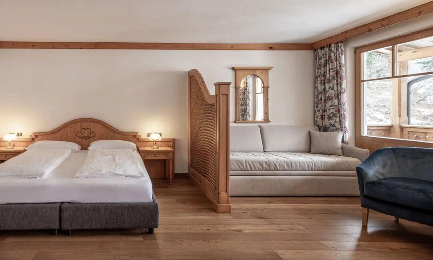 Bedroom 3, Hotel Bad Waldbrunn, Bolzano