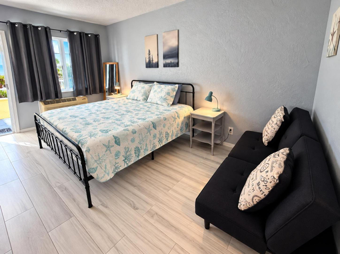 Bedroom 2, Studio 1 Motel - Daytona Beach, Volusia