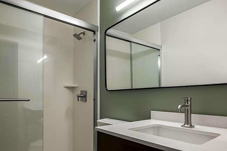 Bathroom, Isle Casino Hotel Lula Hotel & Casino - A Caesars Rewards Destination, Coahoma