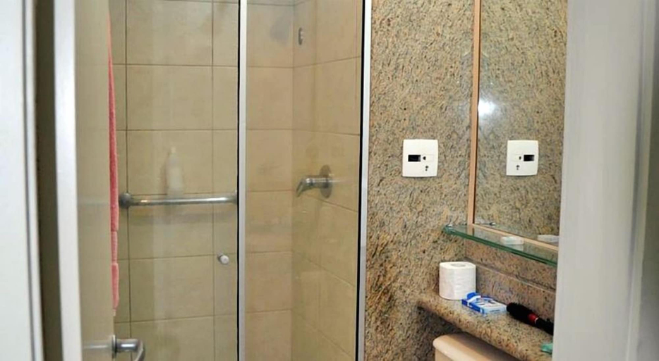 Bathroom 4, Mediterraneo Flat, Rio de Janeiro