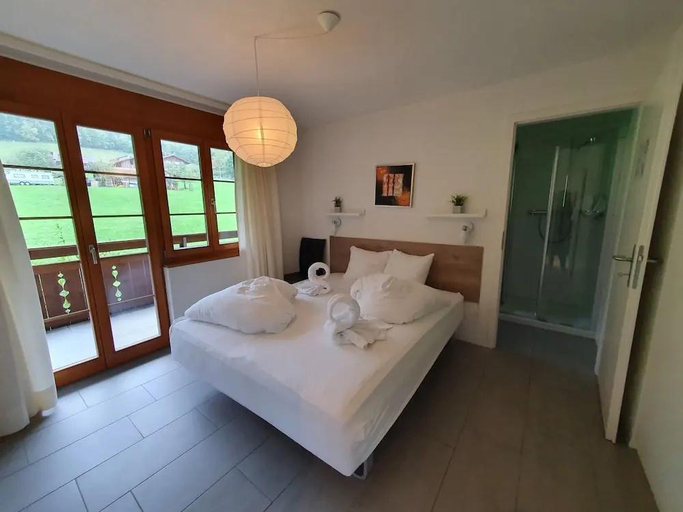 Bedroom 2, Apartments Iseltwald, Interlaken