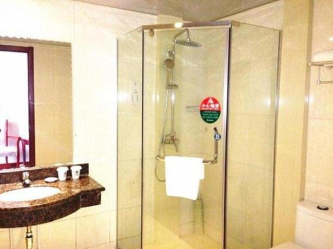 Bathroom 3, GreenTree Inn Shandong Jinan Suncun New District Express Hotel, Jinan