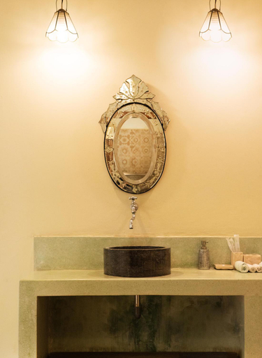 Bathroom 4, Villa Gold, Yogyakarta