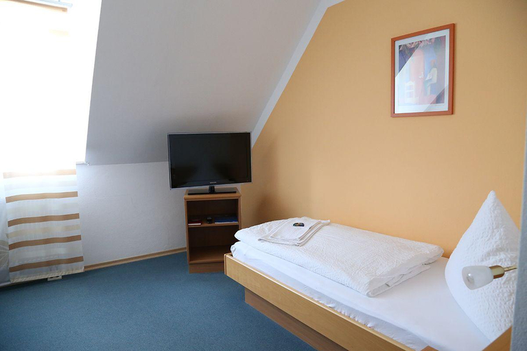 Bedroom 3, Zu Mullers Winkelhausen, Neuburg-Schrobenhausen