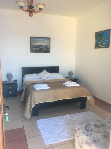 Others 3, Skyhill rooms and suites, Vlorës