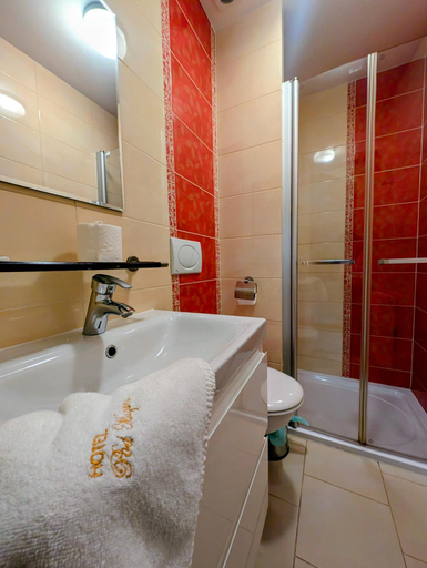 Bathroom 4, Noclegi pod Muzami, Kamień