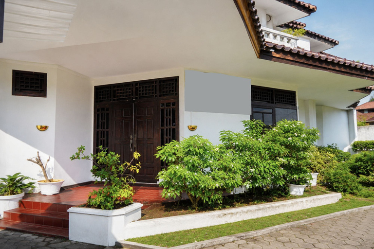 Lobby 4, Hotel O near Pantai Padang formerly Bou, Padang