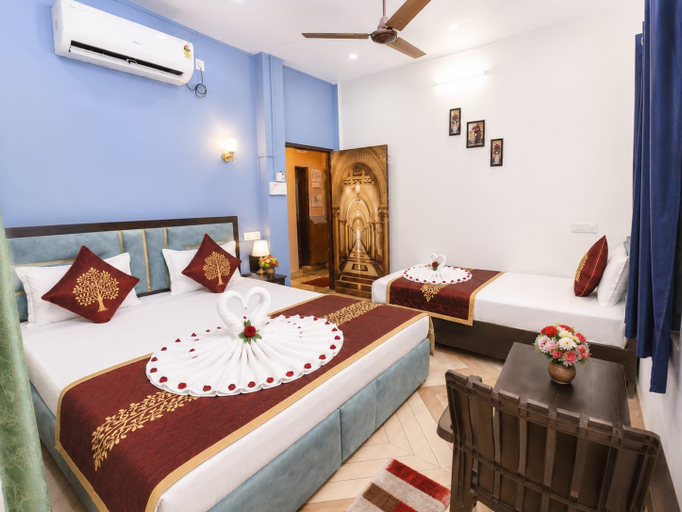 Bedroom 3, Ambricana paying guest house, Varanasi