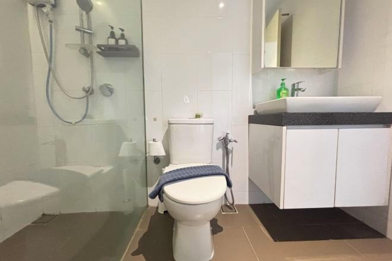 Bathroom 4, The Establishment Bangsar by Lynhomes, Kuala Lumpur