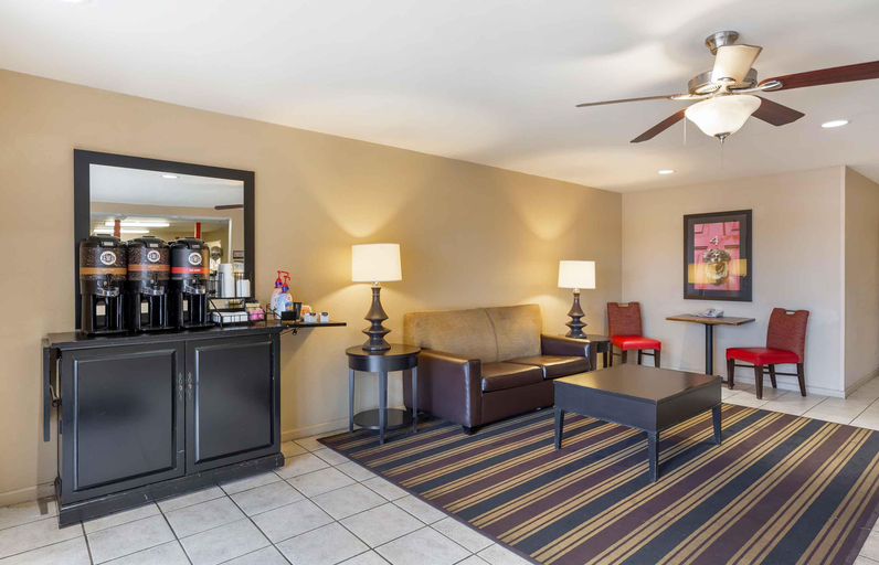Food & Drinks 5, Extended Stay America - Cleveland - Great Northern, Cuyahoga