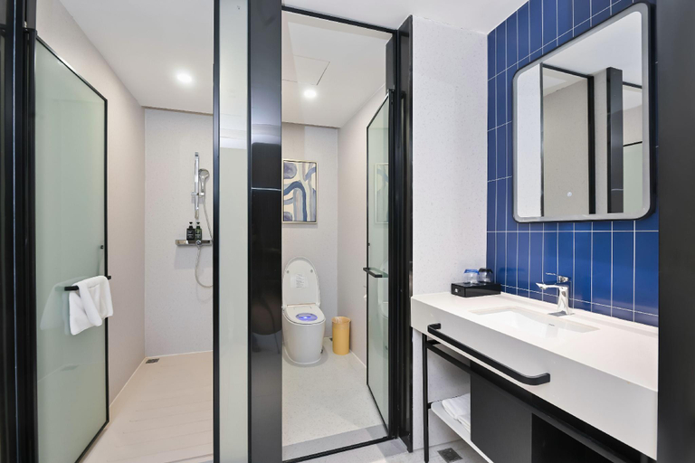 Bathroom 3, Echarm Hotel Yangzhou Jiangdu Jinyin Plaza, Yangzhou