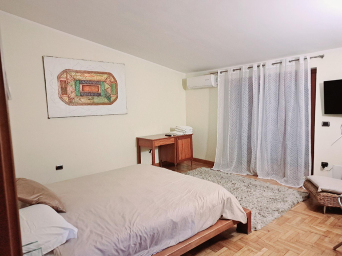 Bedroom 4, villa Elisabetta, Napoli