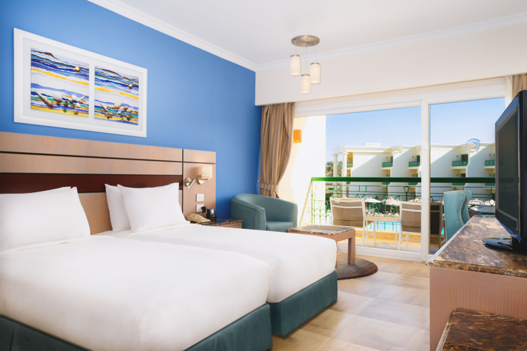 Bedroom 3, Swiss Inn Resort Hurghada - All Inclusive, Al-Ghurdaqah