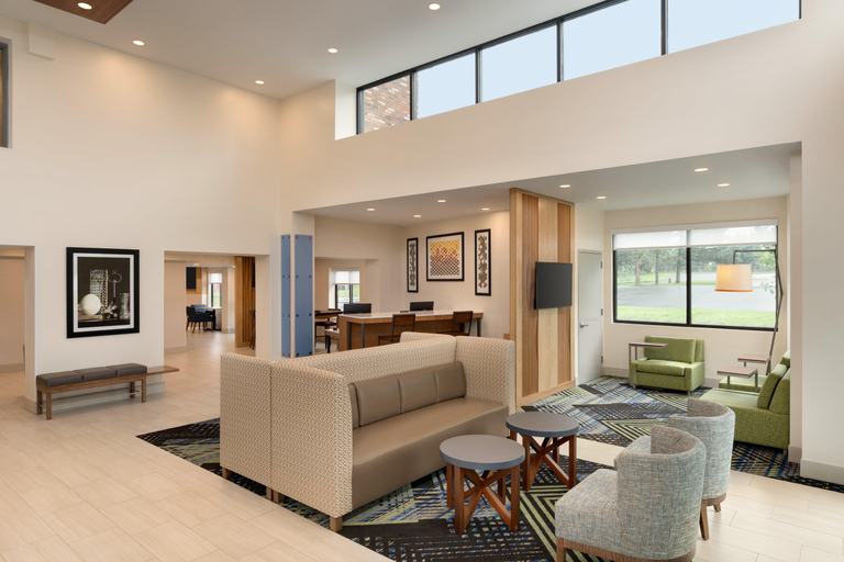Public Area 5, Holiday Inn Express PLATTSBURGH by IHG, Clinton