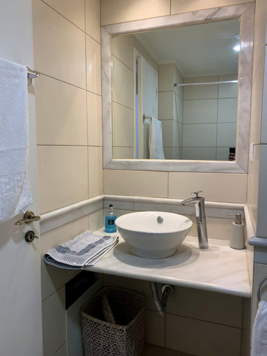 Bathroom 3, Cassiopeia 1BR Apt on Beach with Pool, Crete