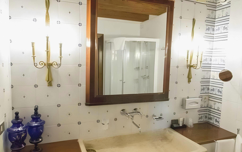 Bathroom 4, Hotel Palazzo Abadessa, Venezia
