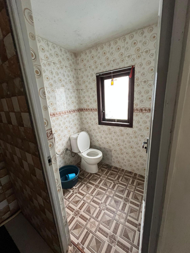 Bathroom 5, Widodaren Homestay twin bed, Probolinggo