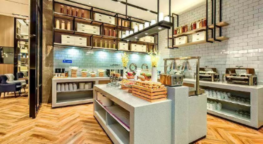 Food & Drinks, Echarm Hotel Anshun High-speed Railway Station Jichang Road, Anshun