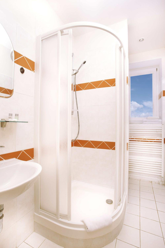 Bathroom 4, Pension Primus, Beroun