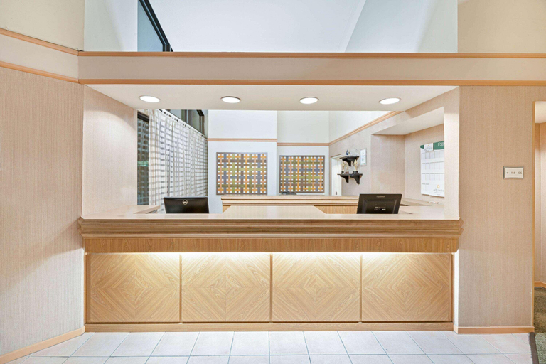 Public Area, La Quinta Inn & Suites by Wyndham SLC - Layton, Davis