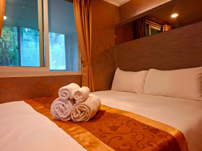 Bedroom 3, Gau Shan Ching Hotel, Chiayi County