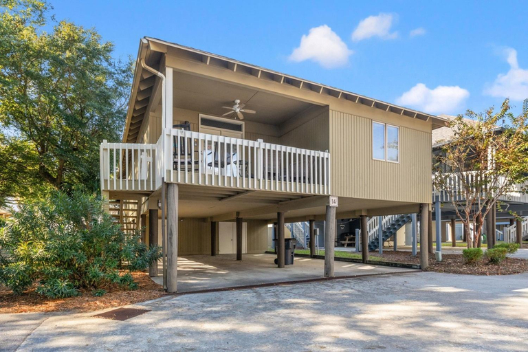 Exterior & Views, Guest Cottage 14, Horry