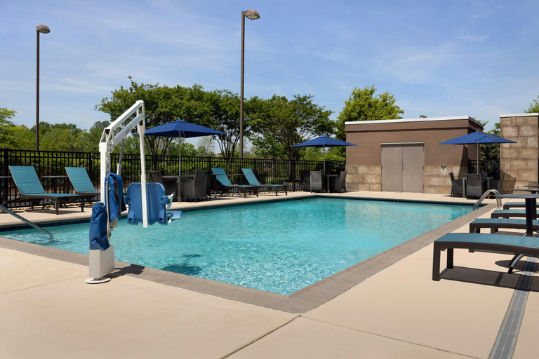 Sport & Beauty 4, Hampton Inn & Suites - Research Park/Huntsville, Madison